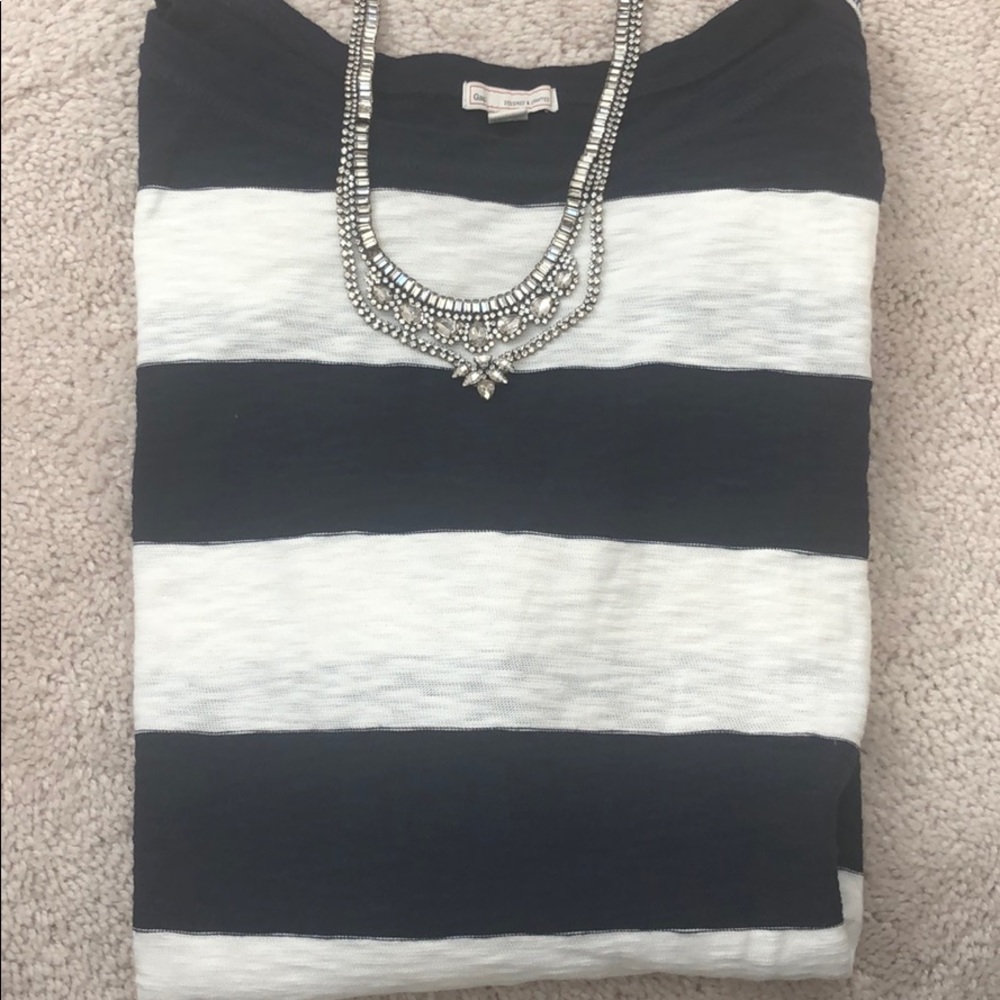 GAP STRIPED SWEATER